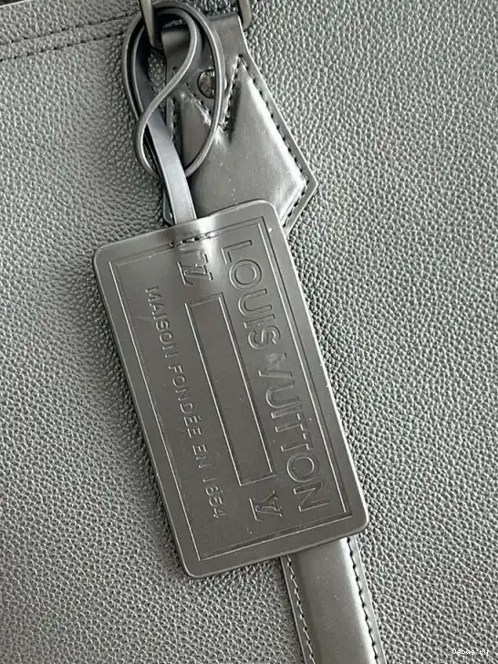 LOCK VUITTON IT LOUIS TOTE 0630